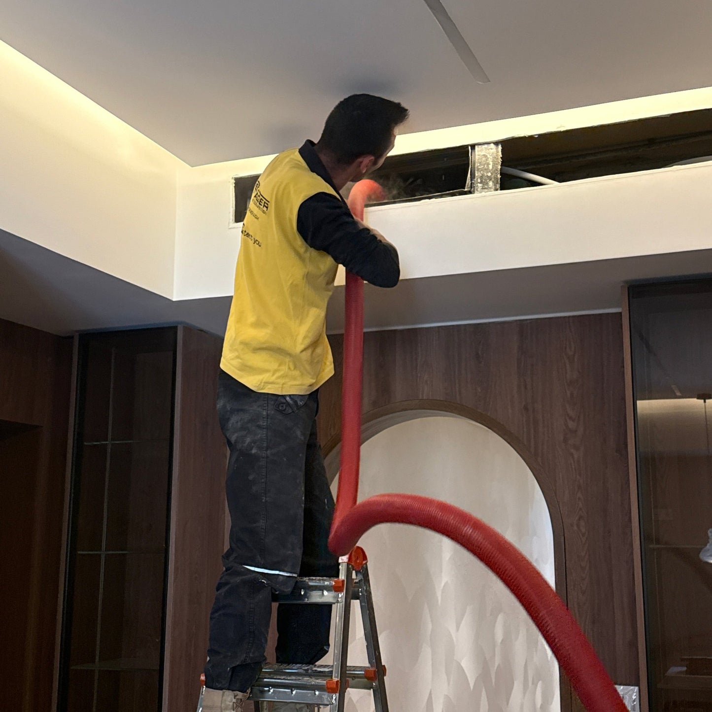 Duct Cleaning Service - Schtager
