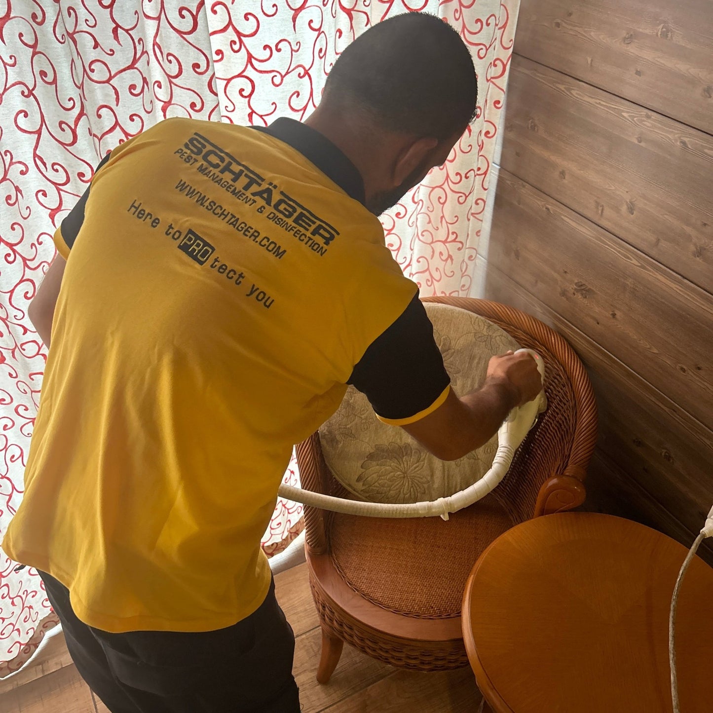 Certified bed bug treatment for guest houses in Beirut Lebanon by SCHTAGER