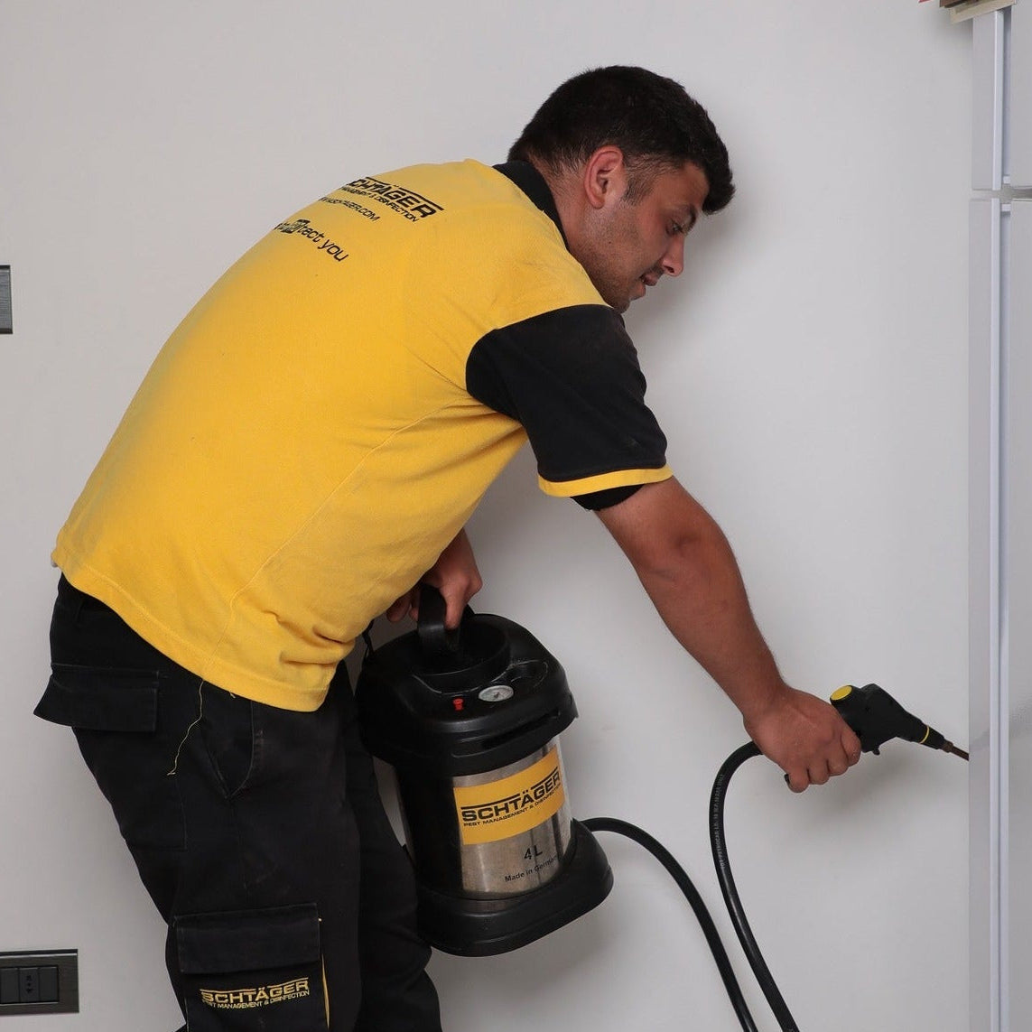 Eco-friendly cockroach treatment for homes in Lebanon