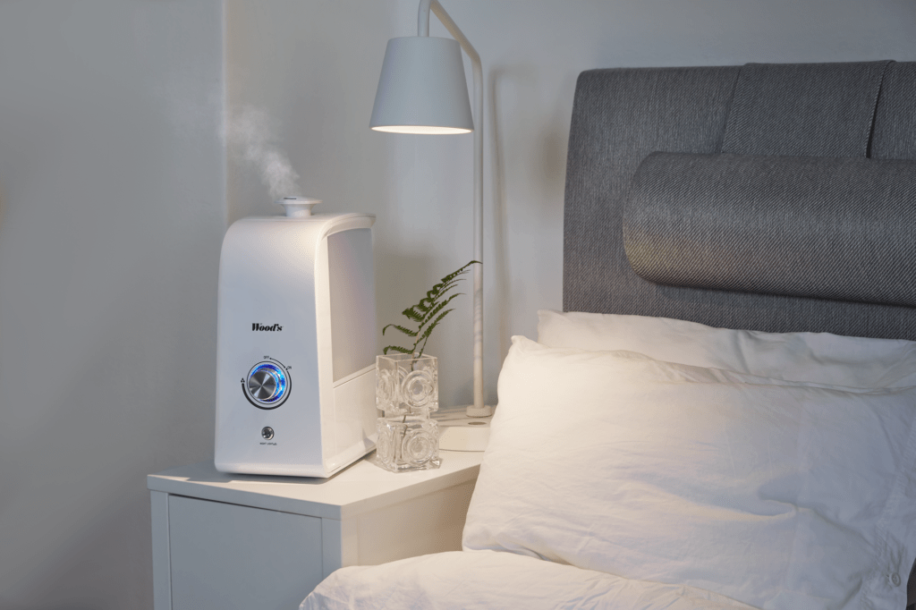 WHU400 humidifier with transparent water tank